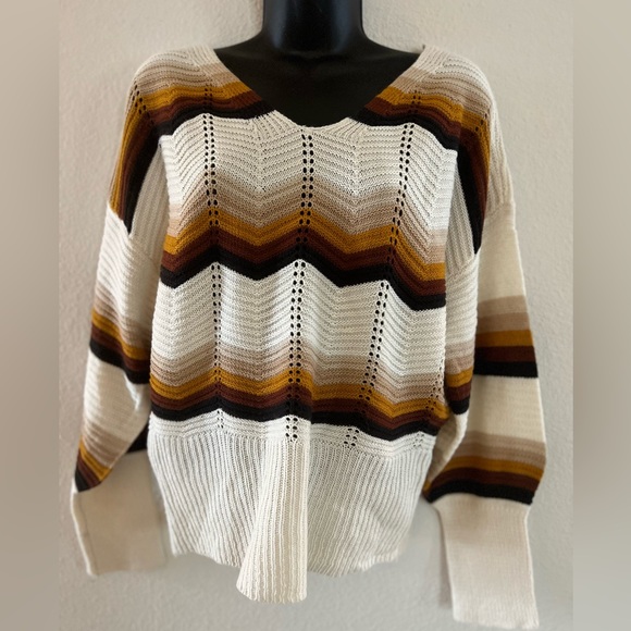 Ivory Brown Chevron Print Sweater - Picture 2 of 5